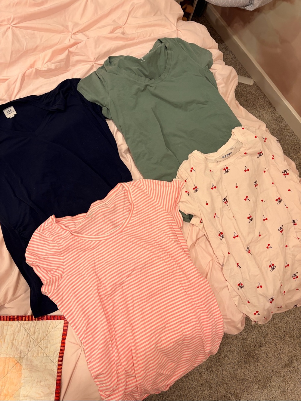 Old Navy Short-Sleeve Tee Maternity Shirts (lot of 4)